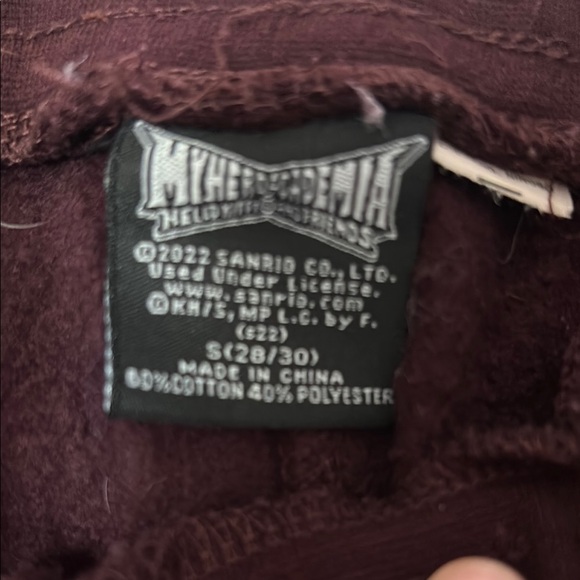 Maroon Joggers hello kitty x my hero academia - Picture 2 of 3